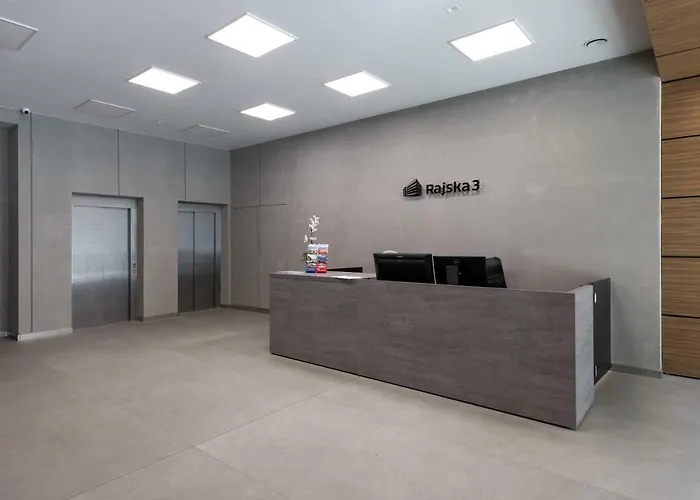 Raj 4 Ul. Rajska Stare Apartmán *